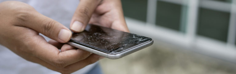 How To Fix A Cracked Screen Protector At Home? - SHAWEASE